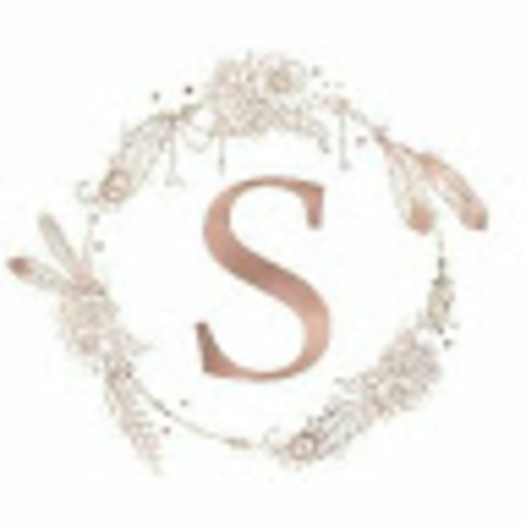 Meet your Posher, Michelle - Picture 1 of 1